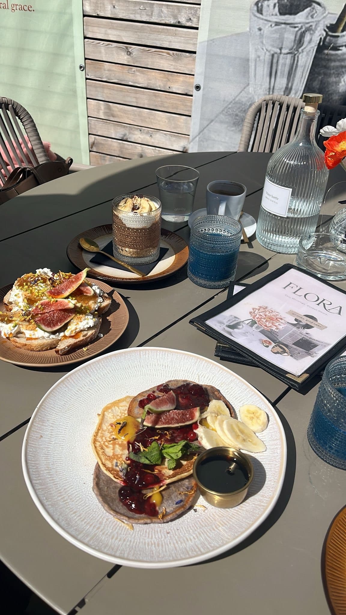 Brunch auf der FLORA Terrasse
